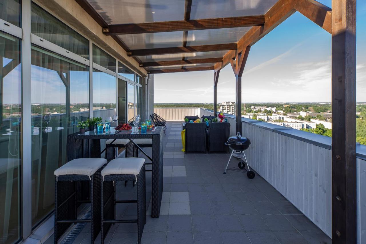 Skyhouse Riga Private Penthouse And Spa Ngoại thất bức ảnh