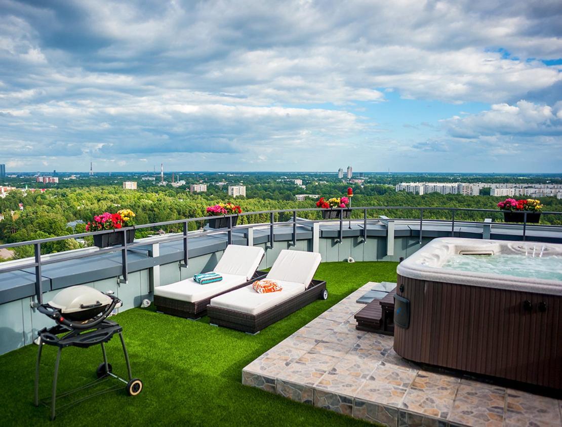 Skyhouse Riga Private Penthouse And Spa Ngoại thất bức ảnh